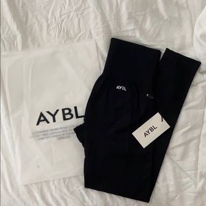 AYBL - Motion Seamless Leggings - Jet Black